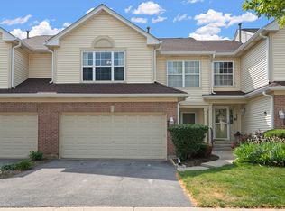 725 Littleton Trl #50-4, Elgin, IL 60120