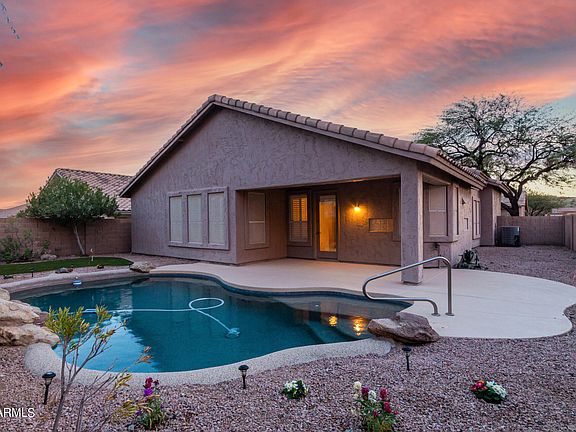 4th image of 2312 E SILVERWOOD Drive