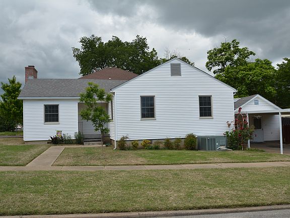 2nd image of 327 S Independence St