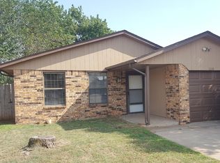 12318 SW 13th St, Yukon, OK 73099