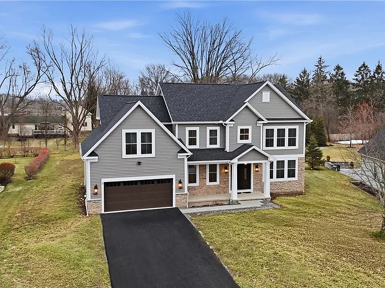 8 Nightfrost Ln — Photo 2