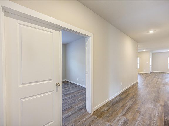 5th image of 6219 Lost Ridge Ln