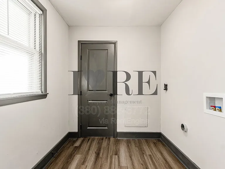 158 Dakota Ave — Photo 29