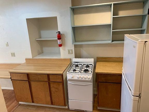 5th image of 2530 S Espina St #6