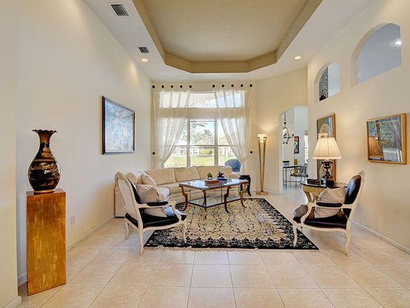 4th image of 7231 Lahana Cir