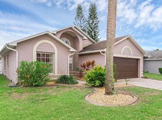 789 Country Woods Cir, Kissimmee, FL 34744