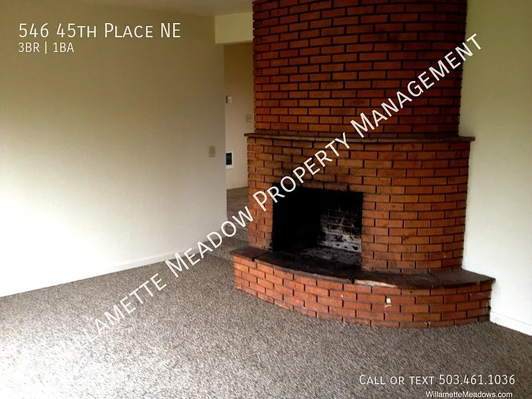 546 45th Pl NE — Photo 12