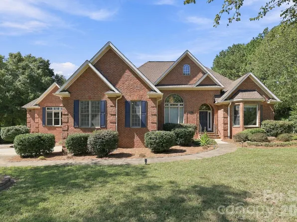 1304 Glenview Ln, Rock Hill, SC 29730