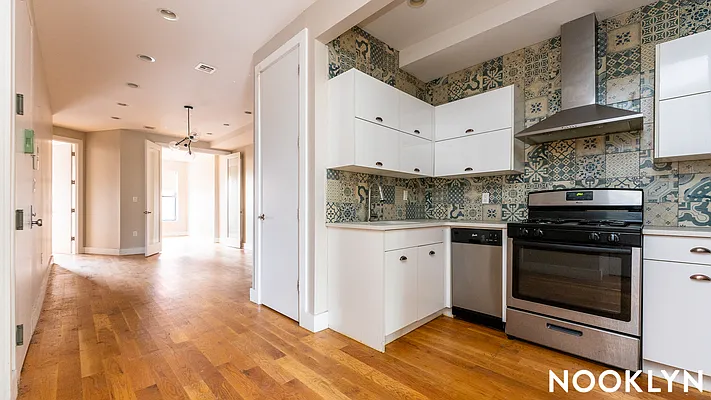 Rented by Nooklyn NYC LLC | media 11