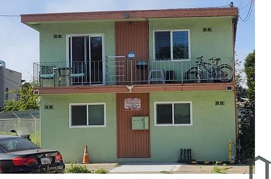 1111 Blake St #4