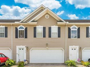 2749 Squadron Dr, Columbus, OH