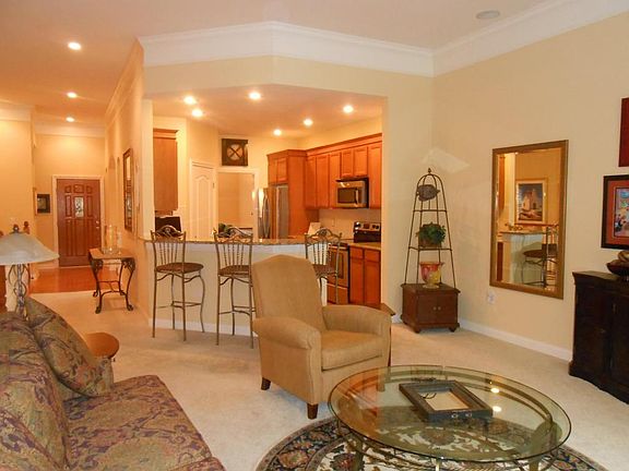 5th image of 399 Slate Creek Dr