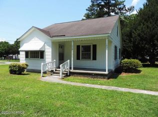 103 S Nicholson St, Richlands, NC 28574