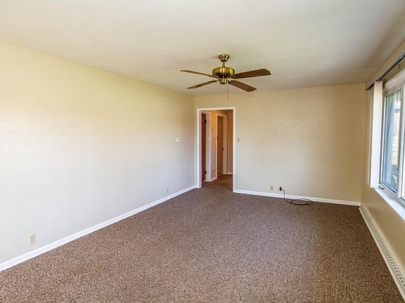 5th image of 226 S Chippewa Dr