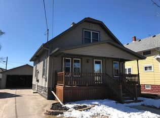 1021 24th St, Two Rivers, WI 54241