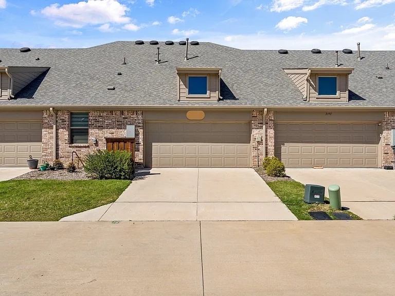 3930 Dalea Dr — Photo 16