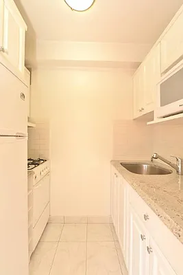 Sold by Level Group | media 14