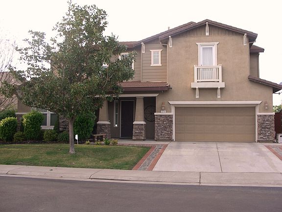 2nd image of 3250 Black Oak Dr