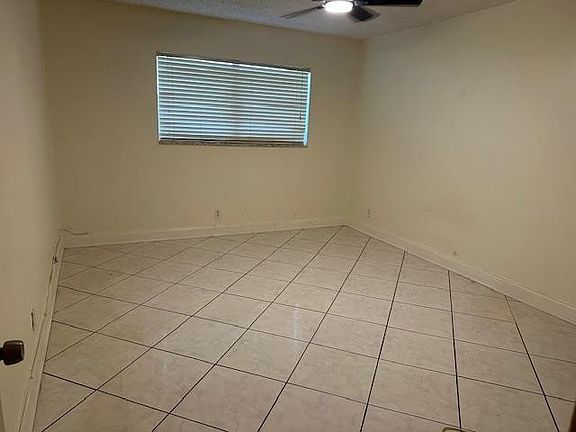 5th image of 6505 Winfield Blvd #B-14