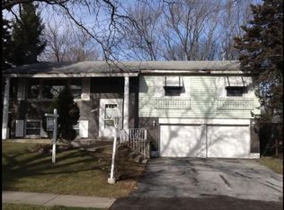 5332 State Rd, Burbank, IL