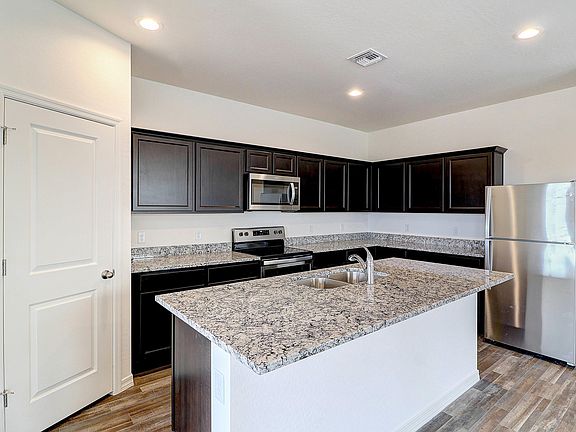 3rd image of 312 S Verdad Ln