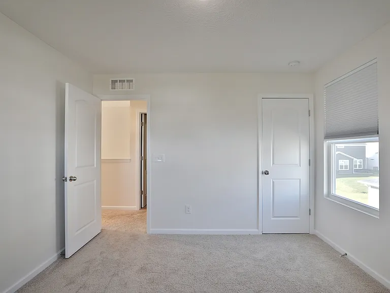 12009 Landon Dr — Photo 36
