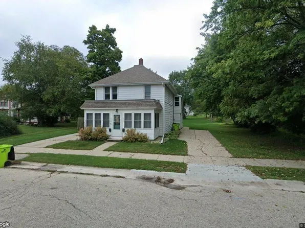 337 Prospect Ave, Hartland, WI 53029