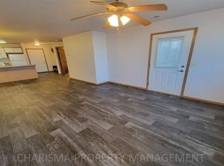 906 N Western Ave #106, Hartford, SD 57033