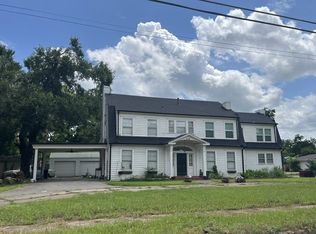 602 E 9th St, Bonham, TX 75418