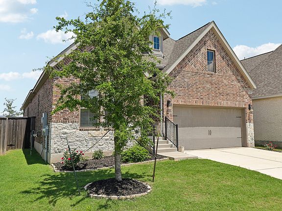 5th image of 112 Chinaberry Bnd