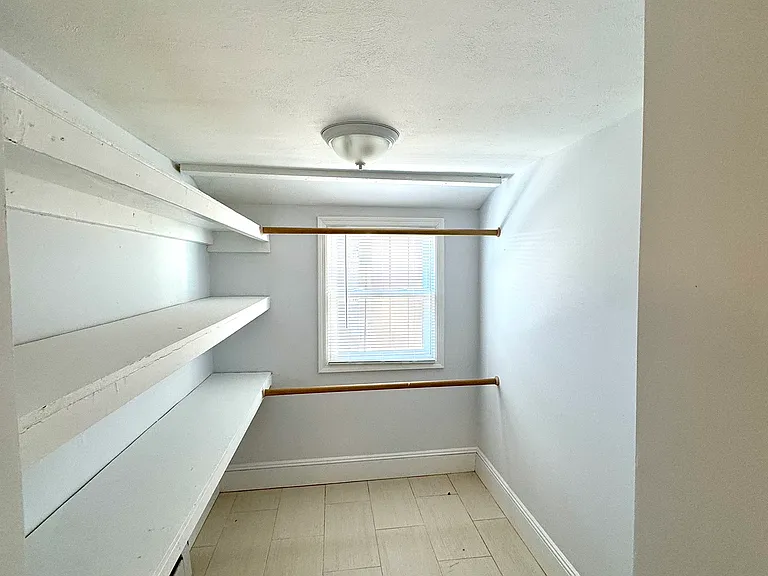 19 Illinois Ave — Photo 7