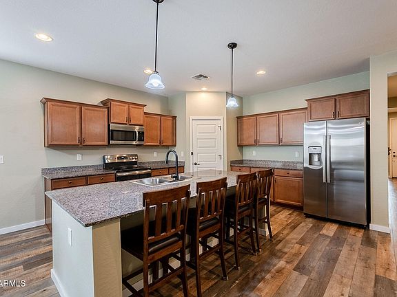 4th image of 40076 W GANLY Way