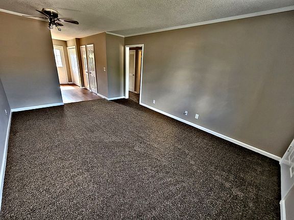 3rd image of 4424 Torrance Dr NW APT 9