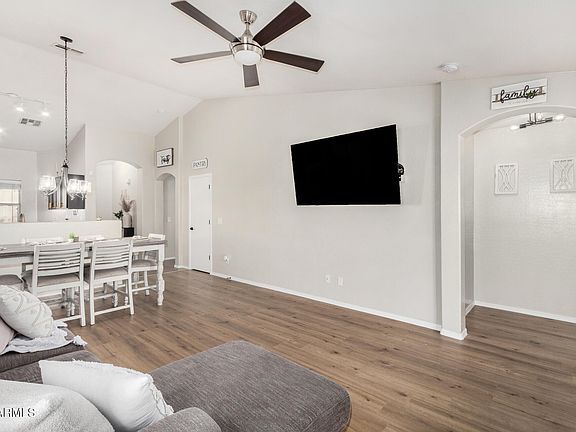 3rd image of 35711 W COSTA BLANCA Drive