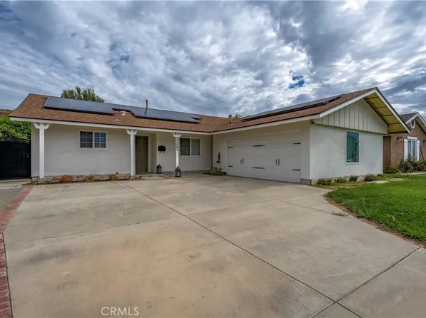 20263 Lakemore Dr, Santa Clarita, CA 91351