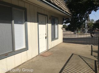 545 N Divisadero St APT A, Visalia, CA