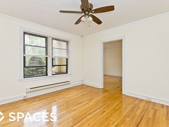 3rd image of 1121 W Oakdale Ave #1BA