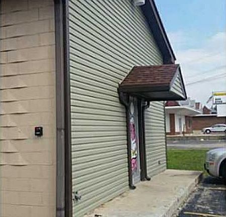 4th image of 5905 N Dixie Dr