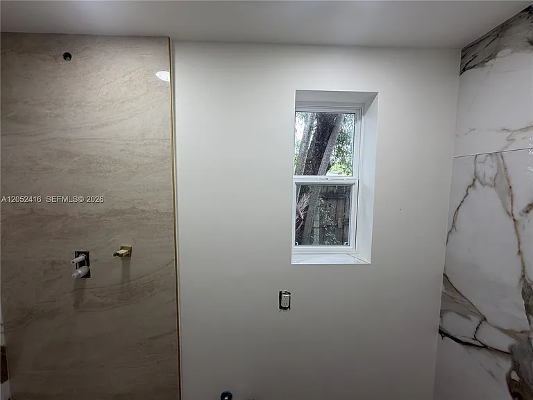 13845 NW 6th Ave — Photo 5