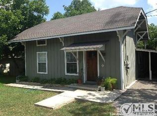 529 E Bandera Rd, Boerne, TX 78006