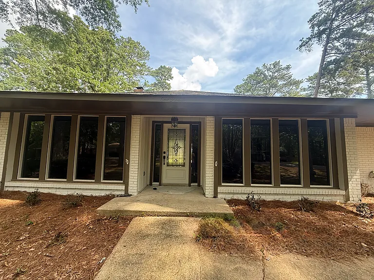 109 Park Ln — Photo 13