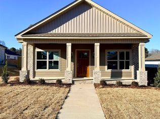 134 Silver Leaf Ln, Florence, AL 35633