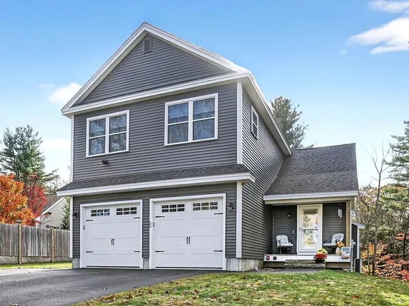 56 Hay Field Drive, Gorham, ME 04038
