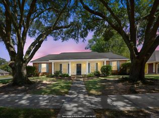 2513 Lancelot Dr, Baton Rouge, LA 70816