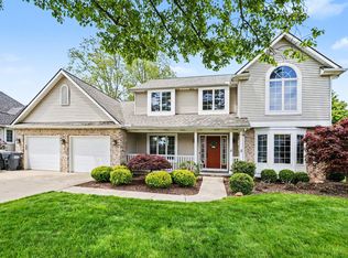 1425 Old Farm Ln, Saint Joseph, MI 49085
