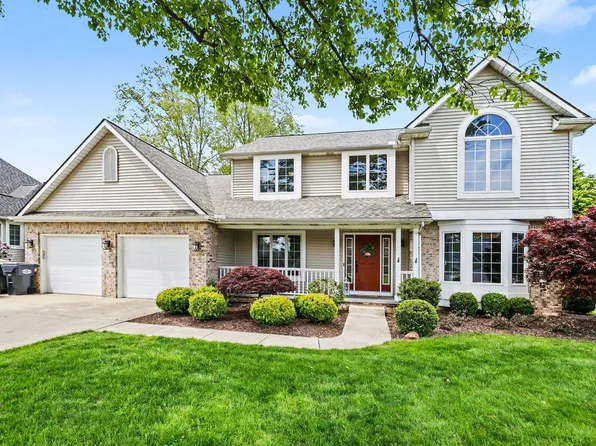 1425 Old Farm Ln, Saint Joseph, MI 49085
