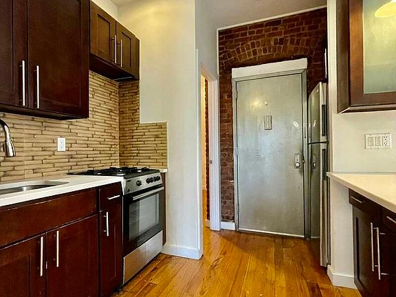 4th image of 584 Franklin Ave #1AC