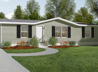 34 Leisure Blvd NE, Cedar Rapids, IA 52402