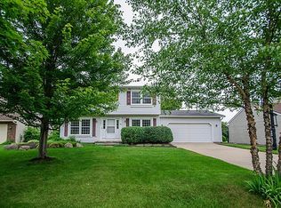 6327 Sauk Trl, Saline, MI
