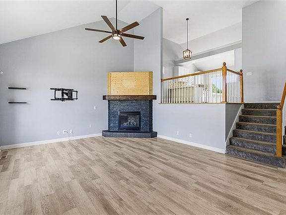 5th image of 603 Mayberry Ct